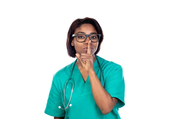 Médecin Avec Uniforme Vert Isolé Sur Fond Blanc — Photo