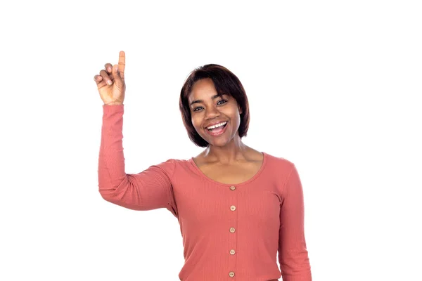 Urocza Afrykańska Kobieta Różowej Koszulce Odizolowana Białym Tle — Zdjęcie stockowe