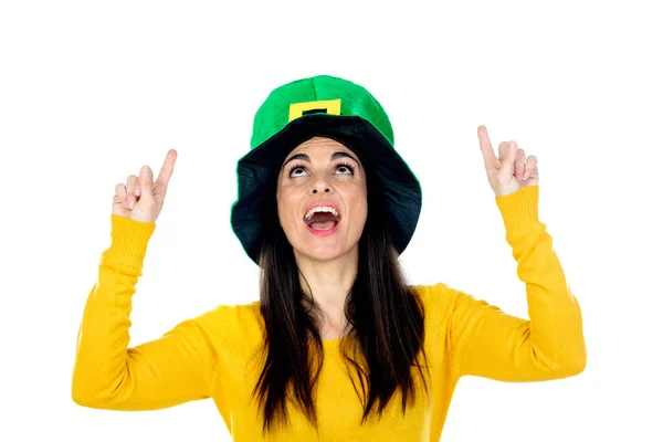 Brunette Vrouw Met Saint Patrick Day Hat Geïsoleerd Een Witte — Stockfoto