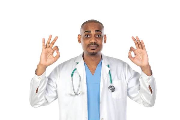 Médico Africano Aislado Fondo Blanco —  Fotos de Stock