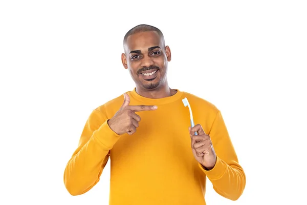 Afrikaner Mit Gelbem Shirt Auf Weißem Hintergrund — Stockfoto