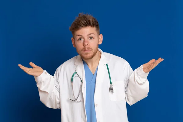 Doctor Wearing White Lab Coat Blue Background — Stock Photo, Image