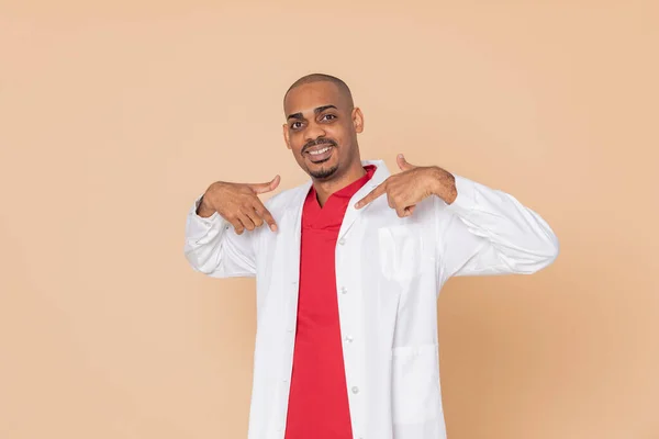 African Doctor Wearing Lab Coat Yellow Background — Stock Photo, Image