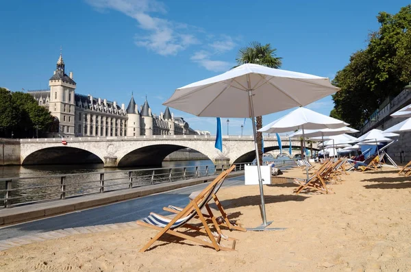 Paris plage beach
