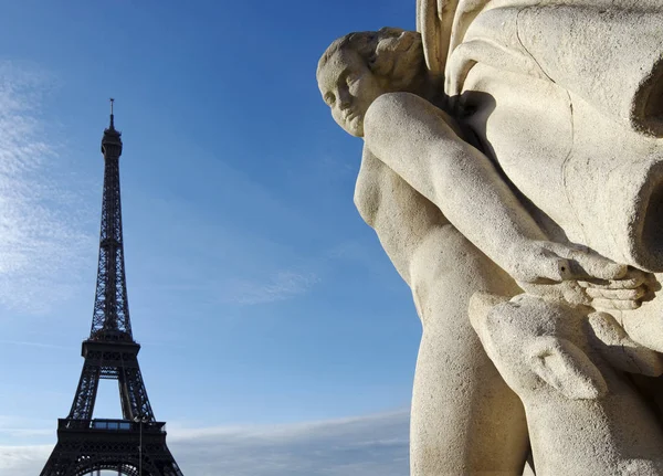 Eiffel Toren Trocadero Standbeeld — Stockfoto