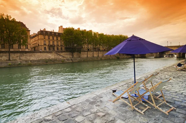 Nabrzeże Rzeki Sekwany Paryżu — Zdjęcie stockowe