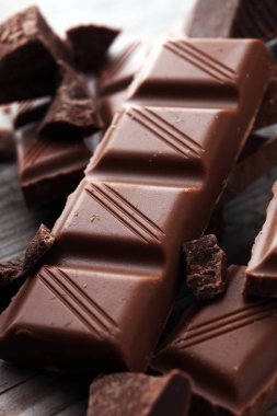 Çikolata ve kırık çikolata
