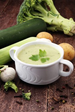 Brokoli brokoli çorbası