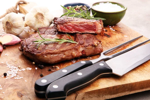 Grilla Rib Eye Steak, torka åldern Wagyu Entrecôte biff — Stockfoto