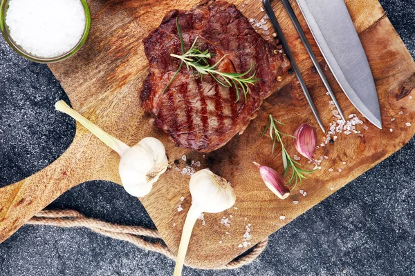 Grilla Rib Eye Steak, torka åldern Wagyu Entrecôte biff — Stockfoto