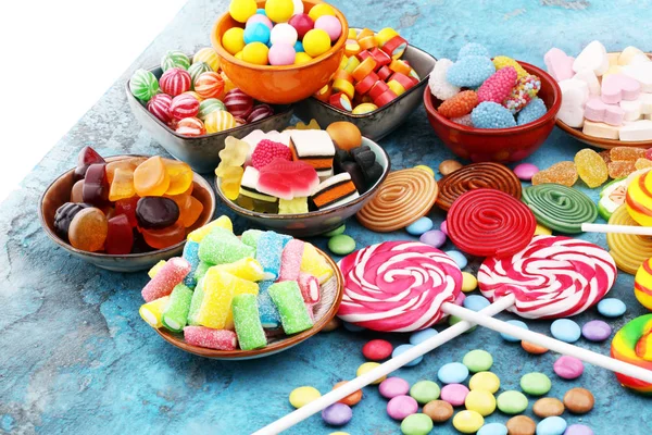 jöle ve şeker ile şekerler. renkli farklı childs dizi