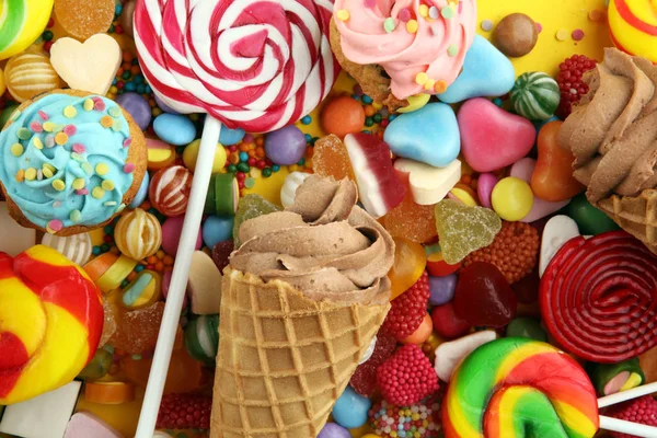 젤리와 설탕은 사탕 다른 차일의 다채로운 배열 — 스톡 사진