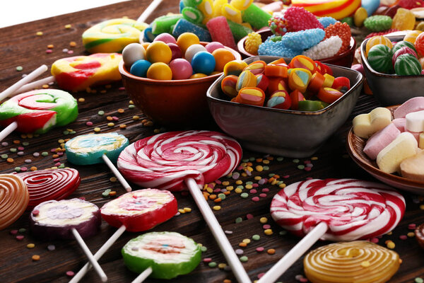 конфеты с желе и сахаром. красочный массив различных детей
