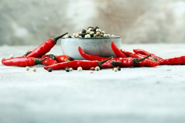 kırmızı sıcak kuş chili biber biber Mısır ile