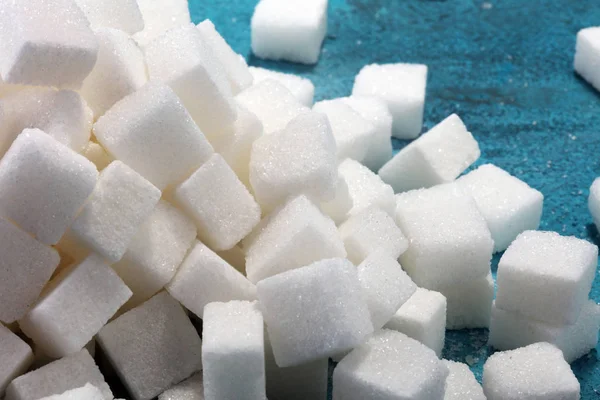 Suikerklontjes. ongezond leven met witte suiker kubus — Stockfoto