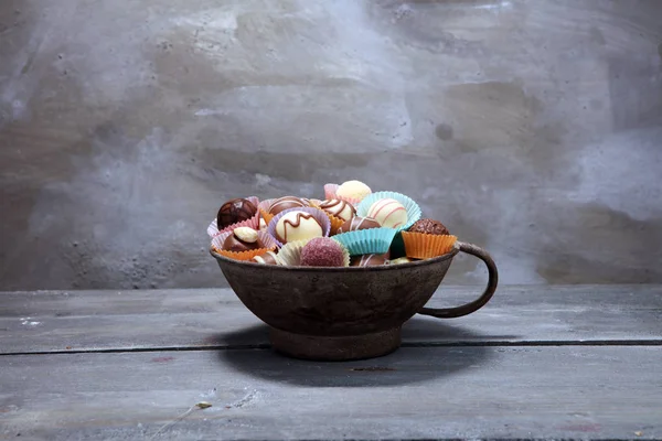 许多品种的巧克力果仁糖, 比利时糖果 gourm — 图库照片