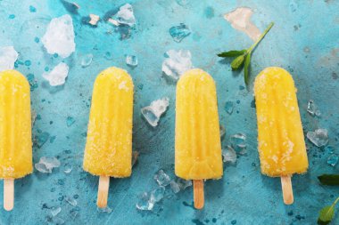 Renkli portakal buzlu şeker mango muz lezzet