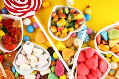 jöle ve şeker ile şekerler. renkli farklı childs dizi