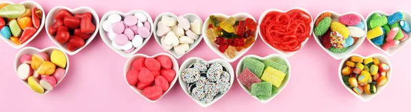 Doces com geleia e açúcar. matriz colorida de crianças diferentes — Fotografia de Stock