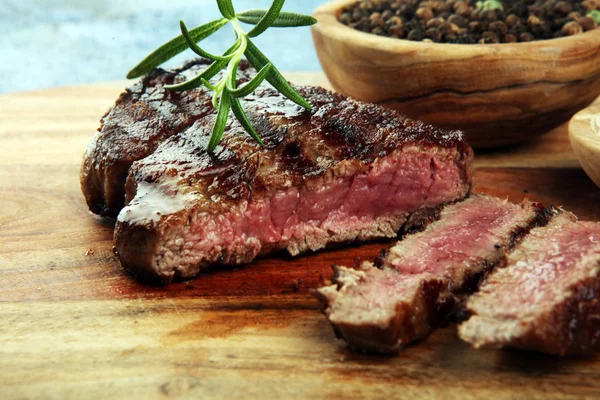 Filete de barbacoa - Sequedad Wagyu Entrecote Steak con roseta — Foto de Stock