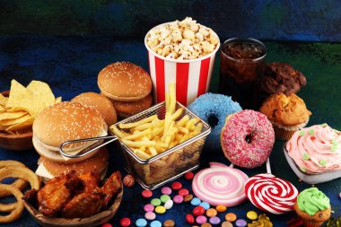 Sağlıksız ürünler. yemek vücut, deri, kalp ve dişler için kötüdür..