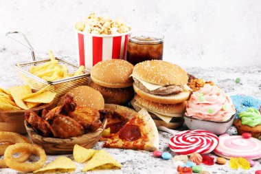 Sağlıksız ürünler. yemek vücut, deri, kalp ve dişler için kötüdür..
