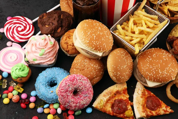 Sağlıksız ürünler. yemek vücut, deri, kalp ve dişler için kötüdür..