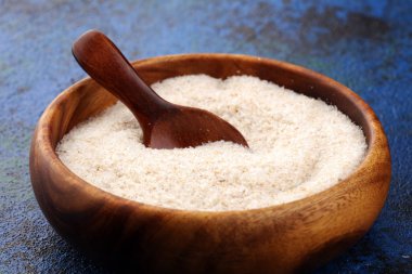 Kırsal arka planda Psillium tohumlarının bir kısmı. Psilyum se