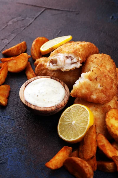 Tradizionale Pesce Britannico Patatine Fritte Patatine Fritte Pesce Asporto — Foto Stock