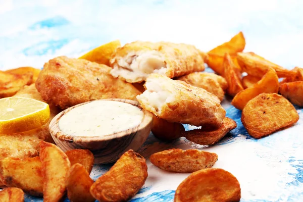 Tradizionale Pesce Britannico Patatine Fritte Patatine Fritte Pesce Asporto — Foto Stock