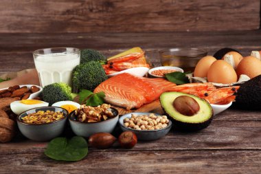 sağlıklı beslenme ve diyet konsepti - masada protein açısından zengin