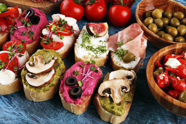 Assorted Bruschetta Various Toppings Appetizing Bruschetta Crudo Crostini Variety Small — Stock Photo, Image