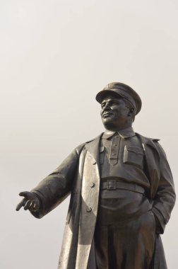 Kirov Anıtı Şehir, Kirovsk, Murmansk bölgesi, Rusya. Önemli Bolşevik ve Sovyet devlet adamı Sergey Kirov heykeli