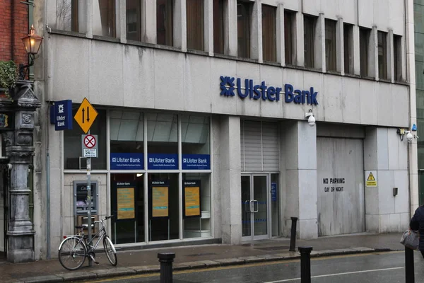 都柏林爱尔兰, 2018年2月18日, 阿尔斯特银行大楼社论照片。爱尔兰4大银行之一. — 图库照片