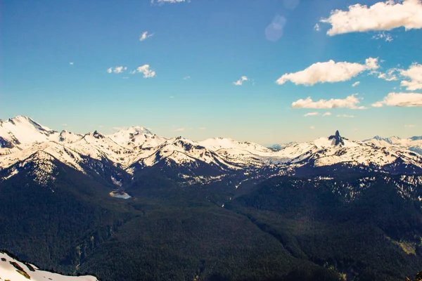 Whistler Mountain. Veduta delle piste da sci Whistler da Blackcomb Mountain . — Foto Stock