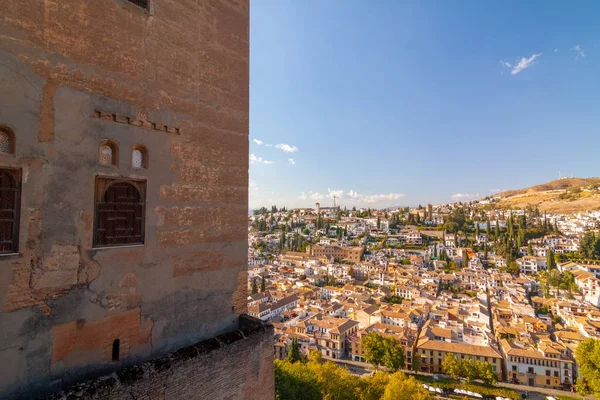 Granada ciity Alhambra gelen üzerinde göster