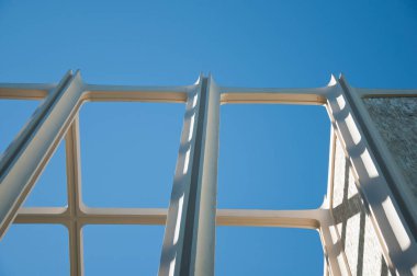 modern bina dışında Windows güneşlikler