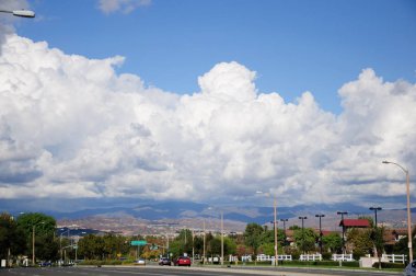 Egzersiz ve yürüyüş için yaya yürüme yolu