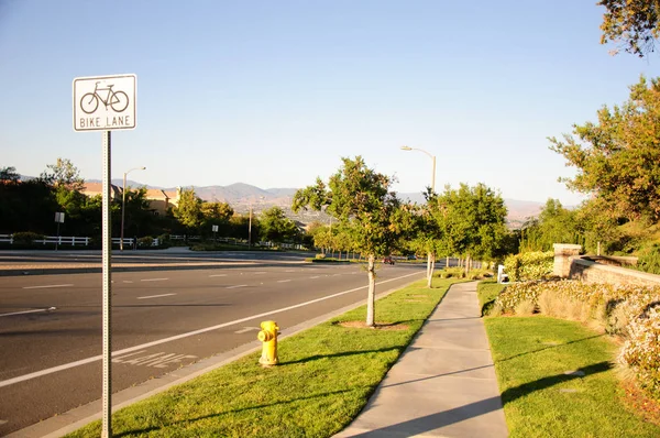 Egzersiz ve yürüyüş için yaya yürüme yolu