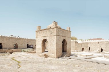 Ateshgah Zoroastrian Ateş Tapınağı Surakhani, Azerbaycan