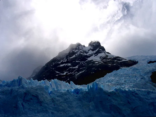 Widok Szczytów Śniegu Lodowców Andów Patagonia Argentyna — Zdjęcie stockowe