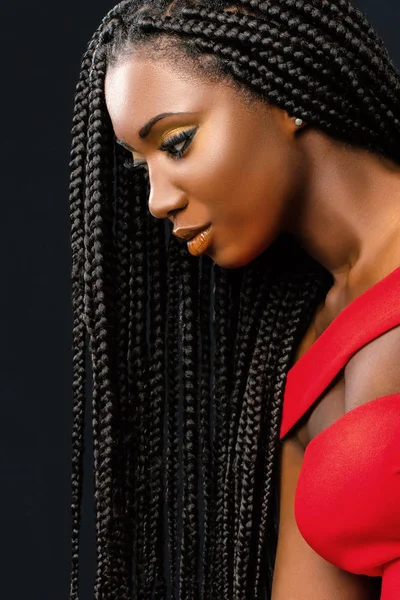 Beautiful young african woman — Stock Photo, Image