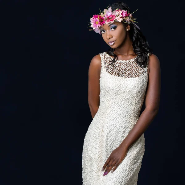 Attractive young african bride — Stock Photo, Image