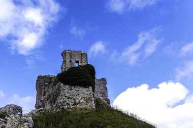 Corfe Castle kalıntıları / Wareham / İngiltere