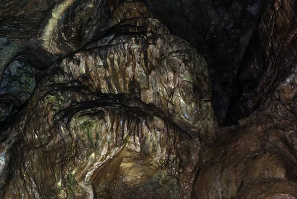 Wewnątrz jaskini Kents prehistorycznych cave — Zdjęcie stockowe