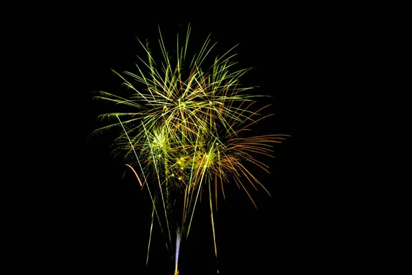 Feuerwerk in der Nacht in London — Stockfoto