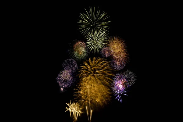 Feuerwerk in der Nacht in London — Stockfoto