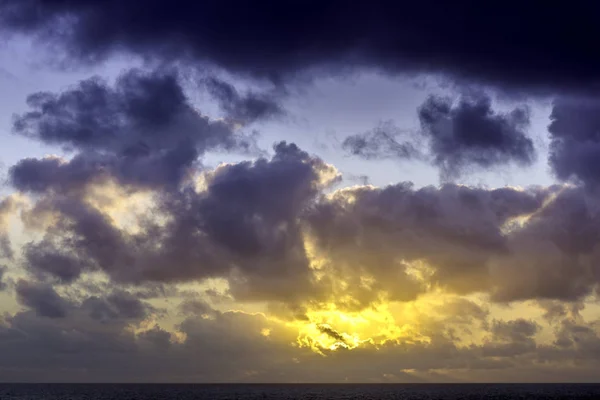 Východ Slunce Nad Oceánem Před Bouří Lanzarote Kanárské Ostrovy — Stock fotografie