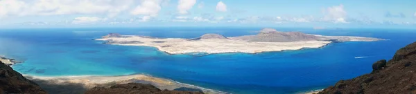 Вулканический остров Ла-Грасиоса / Лансароте / Канарские острова — стоковое фото