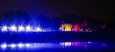 Resim üzerinde 12 Aralık 2016 Hampton Court Palace aydınlatma London, Büyük Britanya